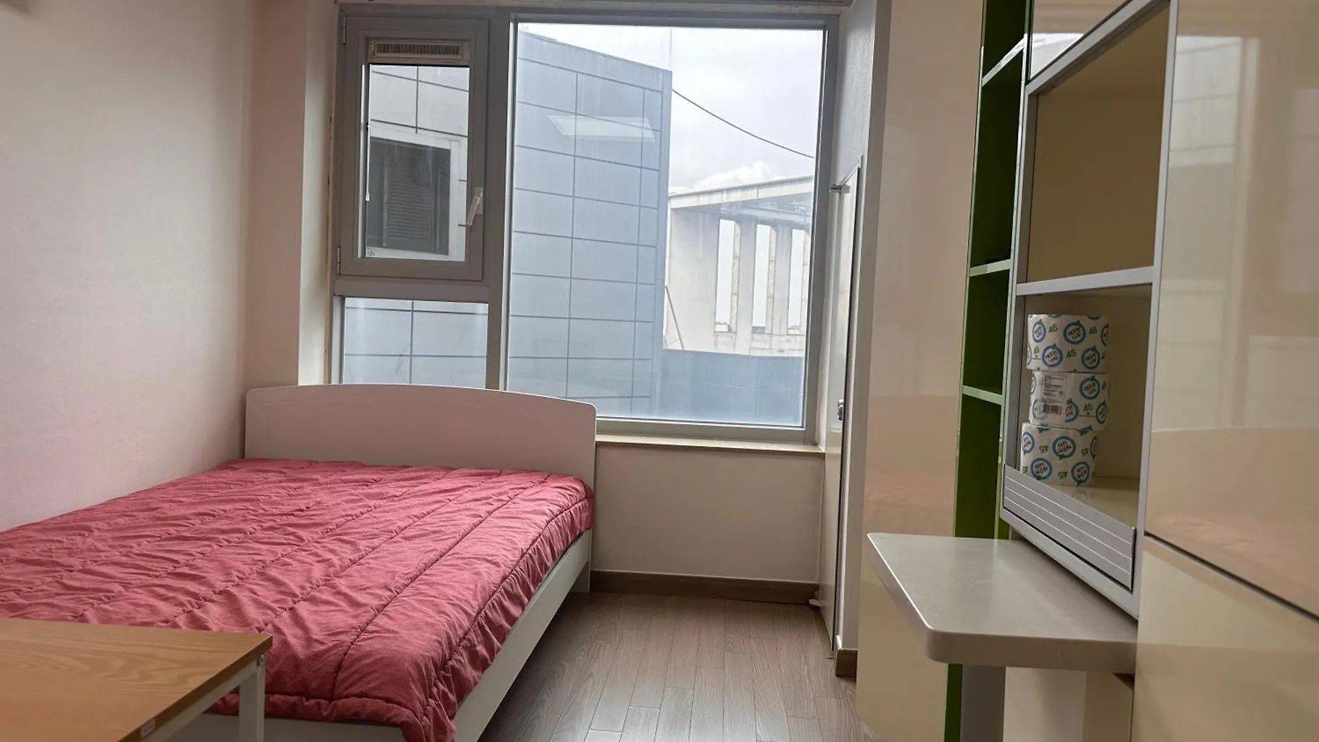 Cozy Accommodation Near Gasan Digital Complex Station Seoul Apartment